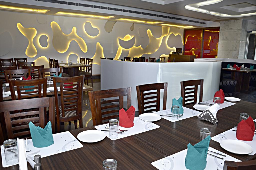 Hotel Crimson Palace Agra  Ngoại thất bức ảnh