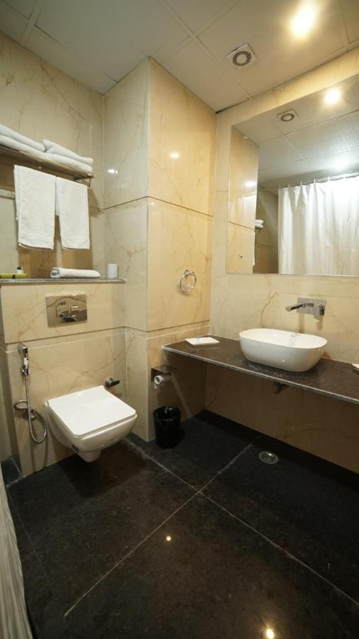 Hotel Crimson Palace Agra  Ngoại thất bức ảnh