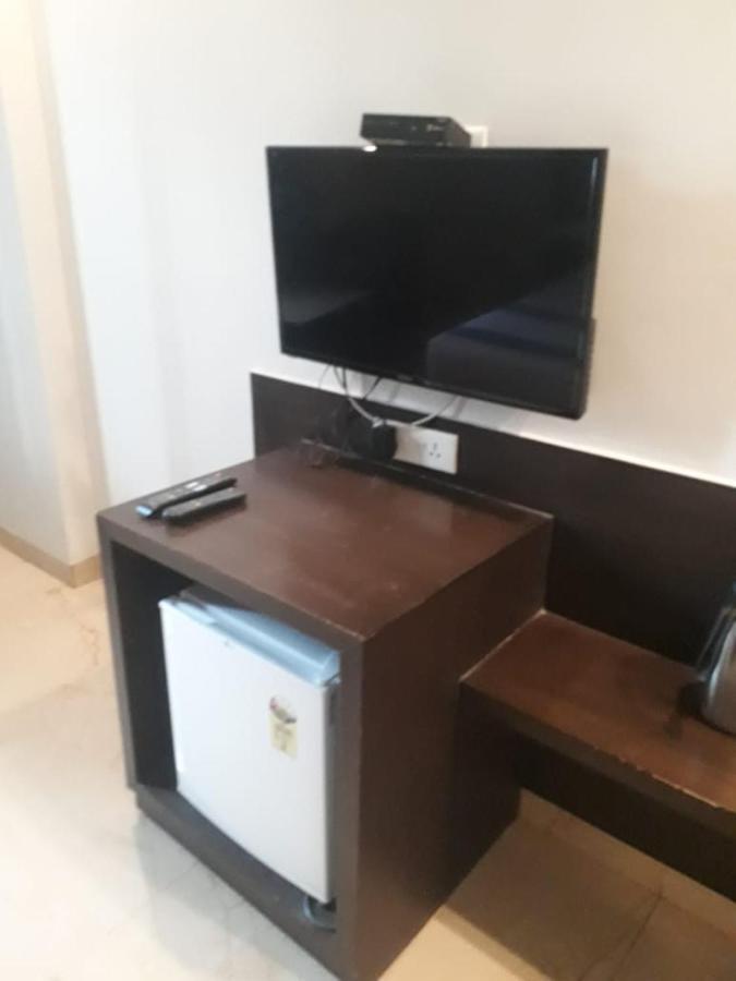 Hotel Crimson Palace Agra  Ngoại thất bức ảnh