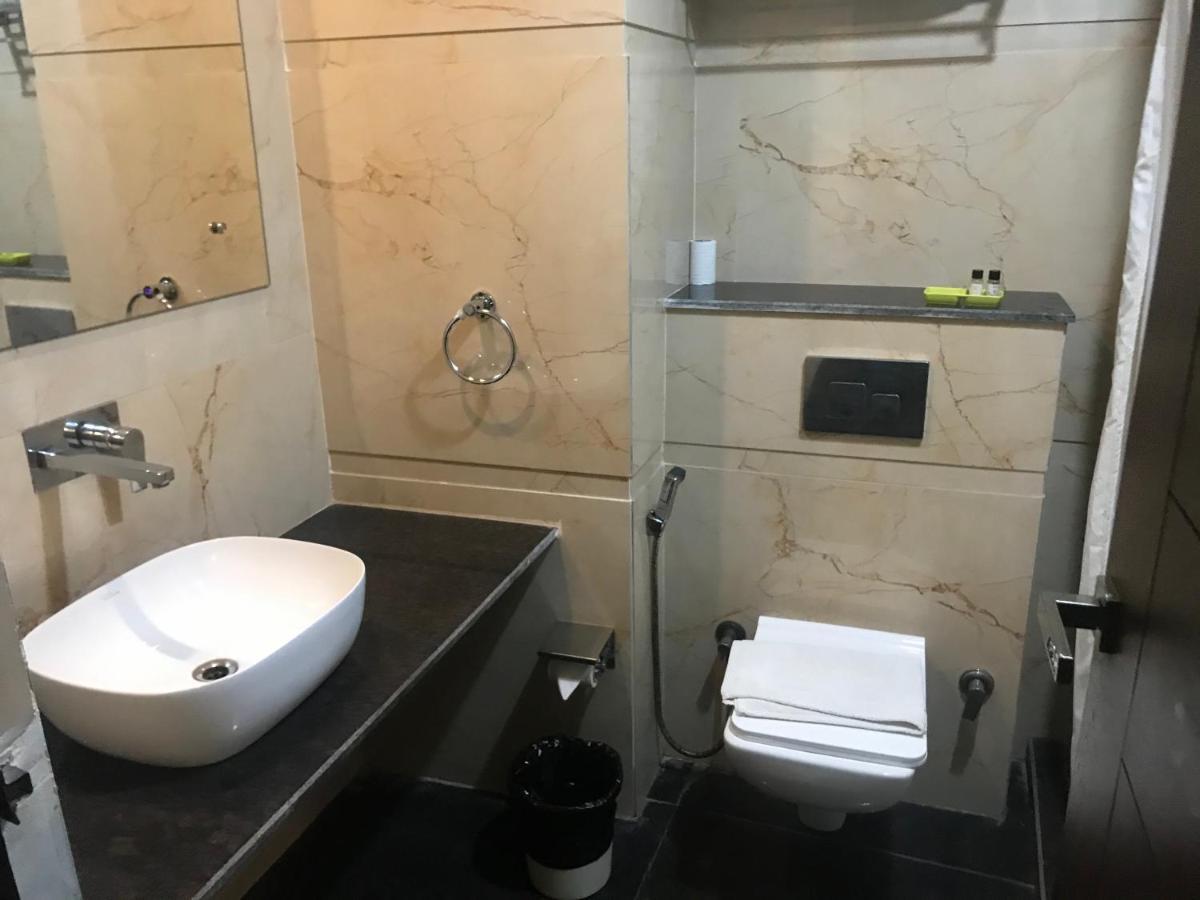 Hotel Crimson Palace Agra  Ngoại thất bức ảnh