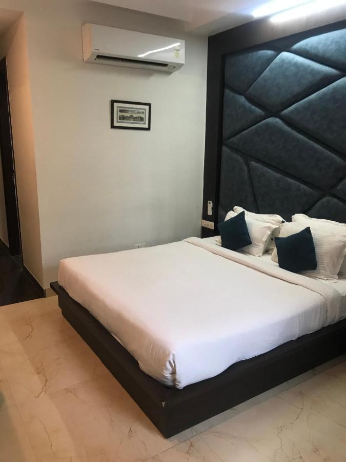 Hotel Crimson Palace Agra  Ngoại thất bức ảnh