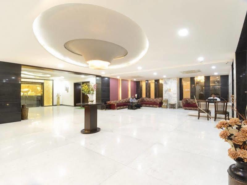 Hotel Crimson Palace Agra  Ngoại thất bức ảnh